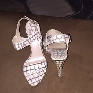 DIOR HEELS 👠👠